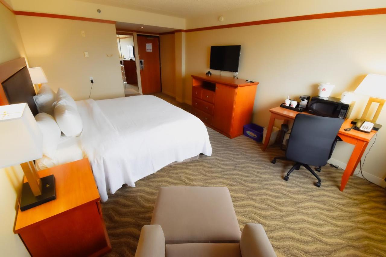 Canad Inns Destination Centre Polo Park Виннипег Экстерьер фото